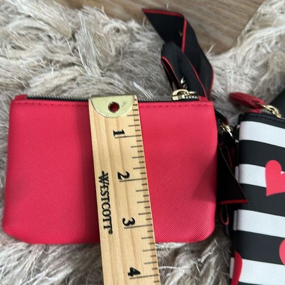 Victoria’s Secret Valentines Day Heart 
Cosmetic Bag Trio Makeup Travel Bags - Picture 12 of 16